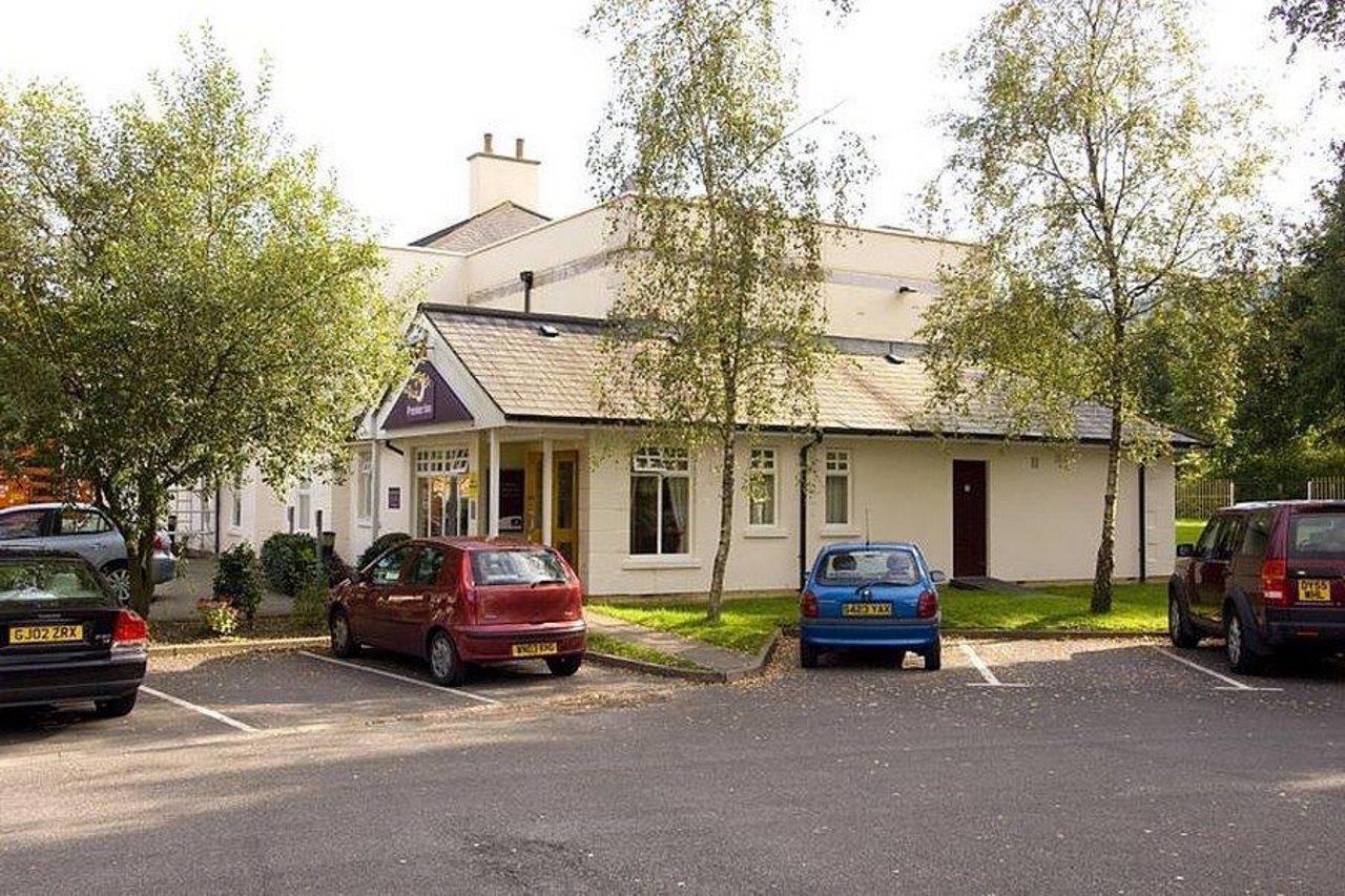 Premier Inn Merthyr Tydfil Bagian luar foto