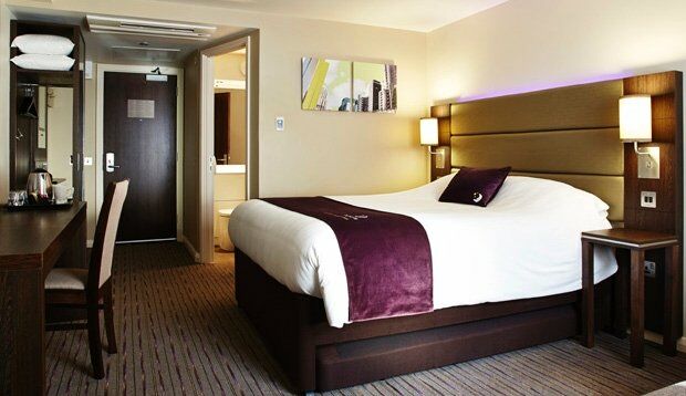 Premier Inn Merthyr Tydfil Bagian luar foto
